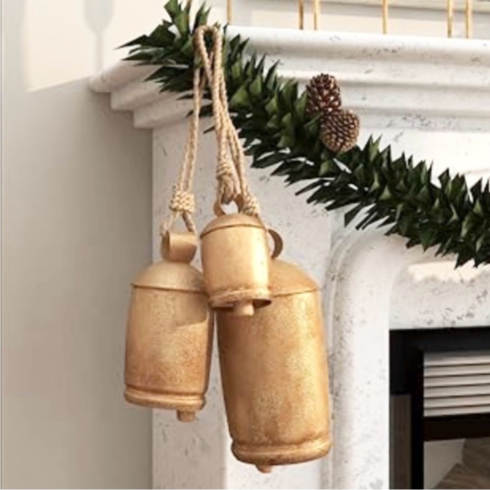 🆕-Set/3- Gold Metal Christmas Large
Cow Bells with Jute Hanging Rope, 10",8", 6"